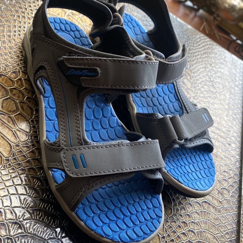 Eddie Bauer Boys Sandals Shoes Gray Blue size 4 Kids